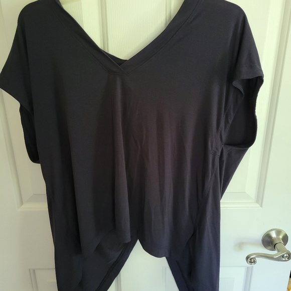 Athleta black shirt - Picture 2 of 5
